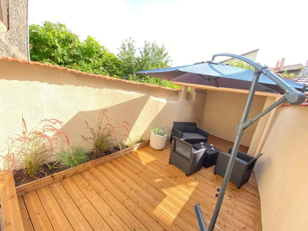 La Perle Du Gier - Maison-Climatisee-Terrasse Rive-de-Gier 0*,
